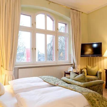 Monte Vino 4* Potsdam