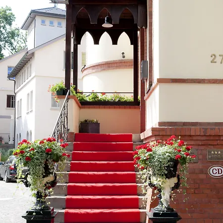 Monte Vino Hotel