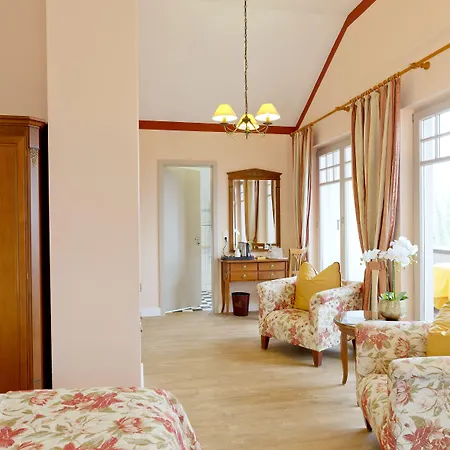 Monte Vino 4* Potsdam