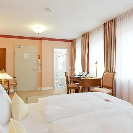 Monte Vino Hotel