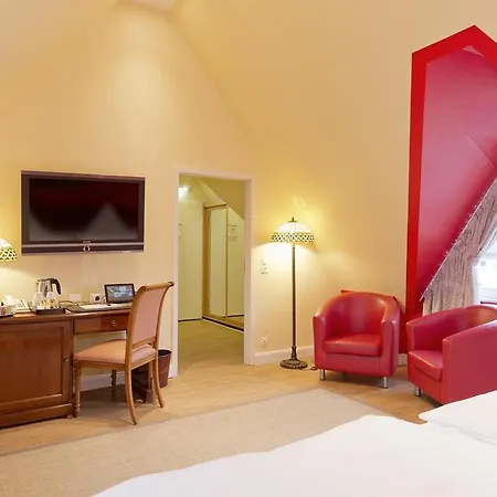 Monte Vino Hotel 4*